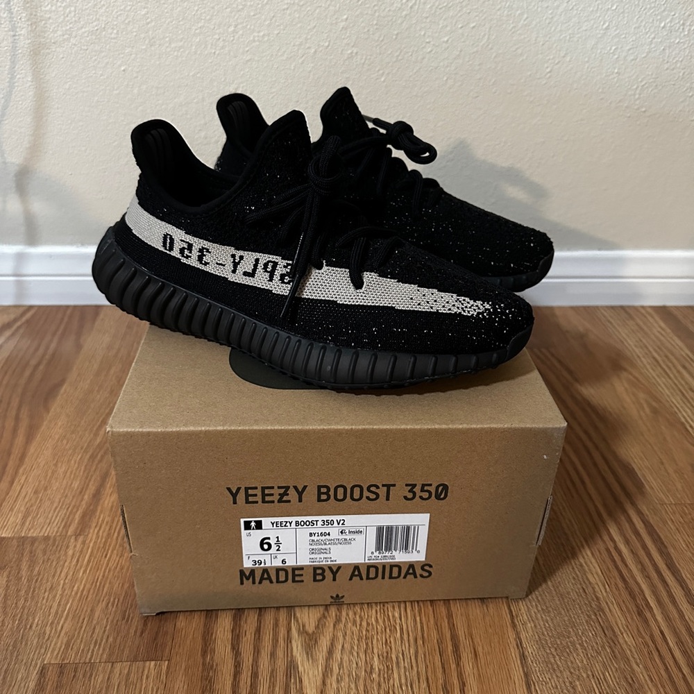 Adidas Yeezy Boost 350 V2 Black Sneakers